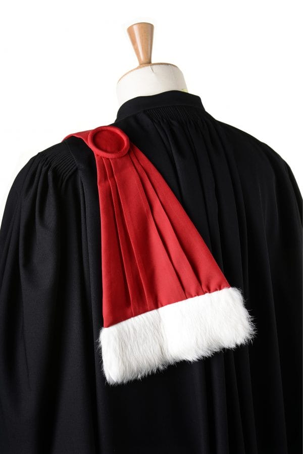 3723epitoge fourrure rouge  scaled