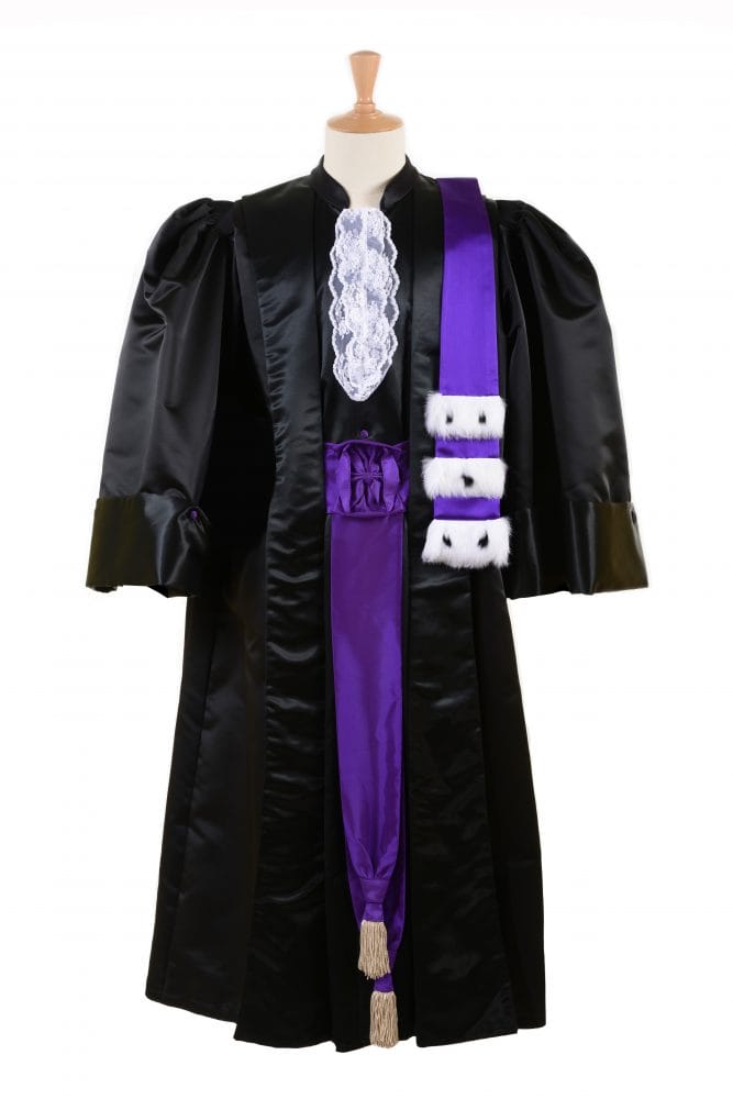 7366tenue de recteur  scaled