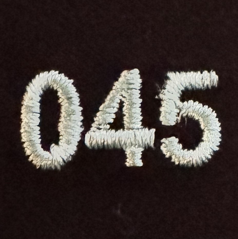 045